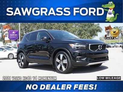 Used 2021 Volvo XC40 T4 Momentum w/ Protection Package Premier