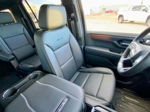 New 2026 GMC Yukon XL Denali w/ Sun & Power Step Package image 34