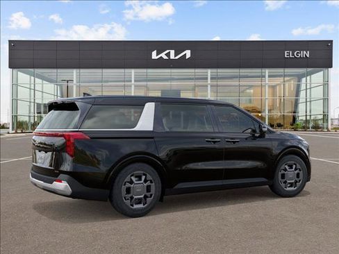 Used 2026 Kia Carnival EX image 6