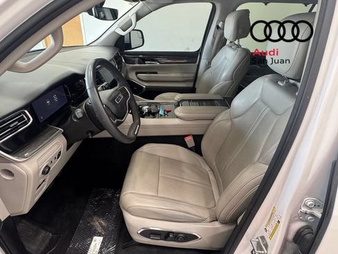 Used 2022 Jeep Wagoneer Series III w/ Premium Group I RWD image 22