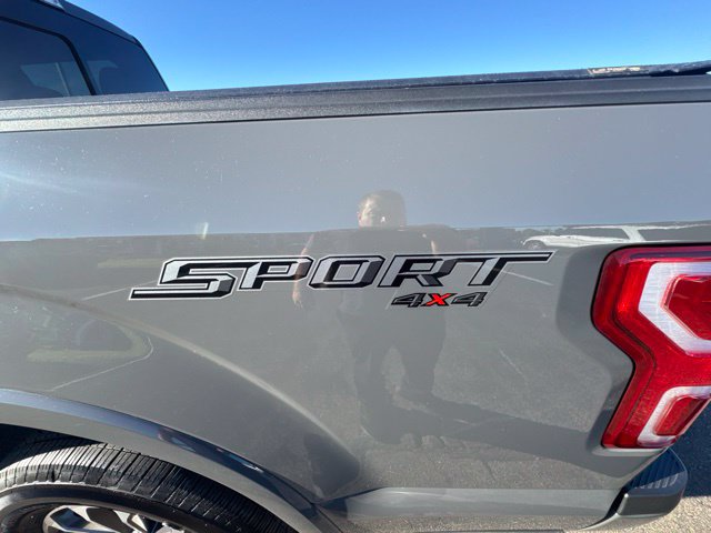 Used 2018 Ford F150 XLT w/ Equipment Group 302A Luxury AWD/4WD image 5