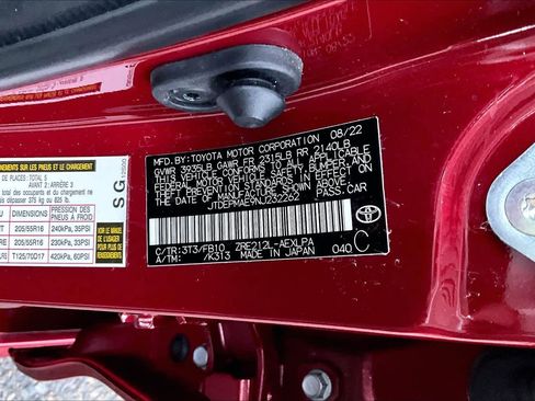 Certified 2022 Toyota Corolla LE image 37