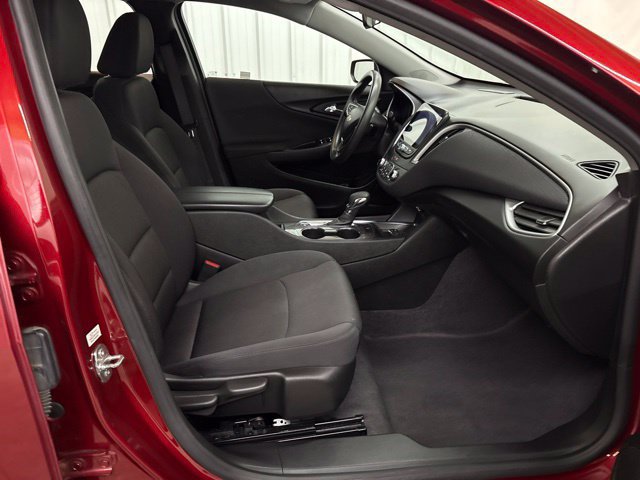 Used 2023 Chevrolet Malibu LT FWD image 21