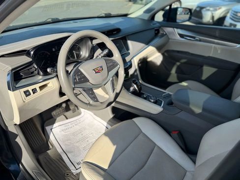 Used 2020 Cadillac XT5 Premium Luxury image 10