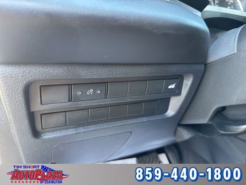 Used 2024 Mitsubishi Outlander SE Black Edition image 27