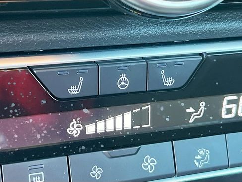 Used 2025 Nissan Sentra SV w/ All-Weather Package FWD image 19