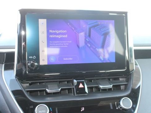 Used 2023 Toyota Corolla SE w/ SE Premium Package FWD image 22