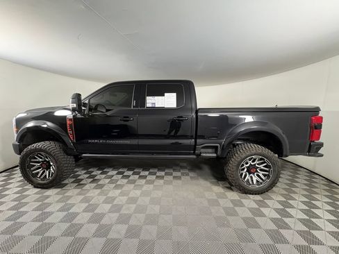 Used 2026 Ford F250 Lariat w/ Black Appearance Package AWD/4WD image 4