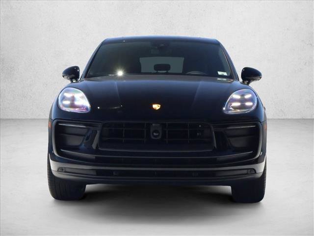 Used 2024 Porsche Macan AWD/4WD image 6