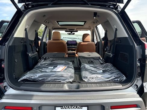 New 2026 Nissan Pathfinder Platinum AWD/4WD image 7