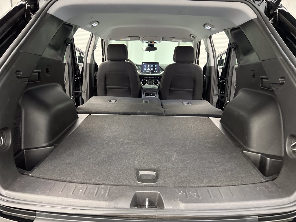 Used 2025 Chevrolet Blazer LT FWD image 35