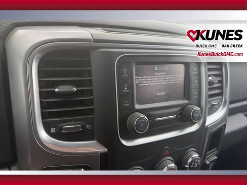 Used 2022 RAM 1500 Classic SLT AWD/4WD image 25