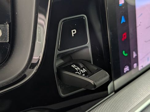 Certified 2024 Porsche Cayenne AWD/4WD image 32