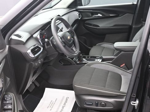 Used 2023 Chevrolet TrailBlazer LT AWD/4WD image 10