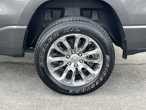 Used 2023 RAM 1500 Laramie AWD/4WD image 14