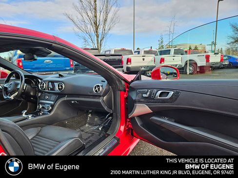 Used 2017 Mercedes-Benz SL 550 image 10