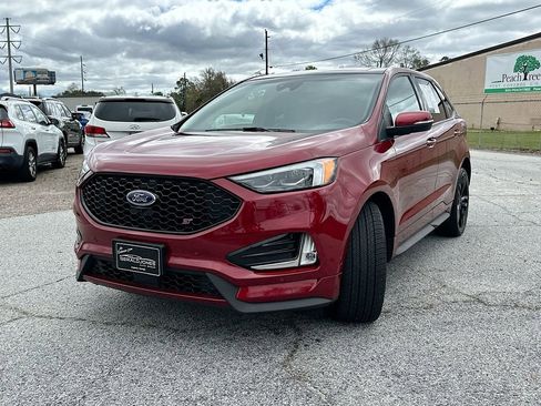 Used 2019 Ford Edge ST w/ Equipment Group 401A image 2