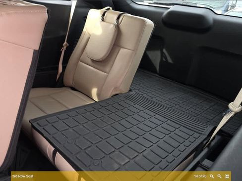 Used 2023 Ford Explorer Limited image 15