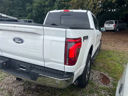 Used 2025 Ford F150 Lariat w/ Equipment Group 502A High AWD/4WD image 8