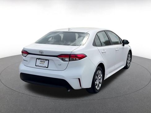 Used 2025 Toyota Corolla LE FWD image 14