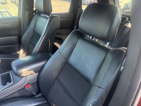 Used 2021 Jeep Grand Cherokee Laredo X image 11