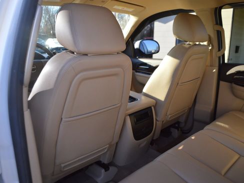 Used 2013 GMC Sierra 2500 Denali AWD/4WD image 20