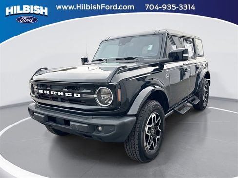 Used 2023 Ford Bronco Outer Banks image 1