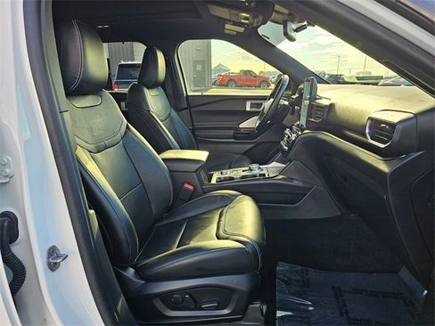 Used 2024 Ford Explorer ST w/ Equipment Group 401A image 15