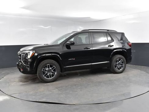 Used 2026 GMC Terrain AT4 w/ LPO, Floor Liner Package AWD/4WD image 5