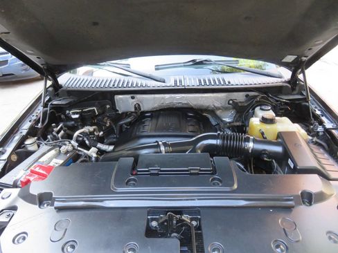 Used 2015 Ford Expedition EL XLT image 38