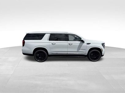 New 2026 GMC Yukon XL Elevation w/ Elevation Premium Package