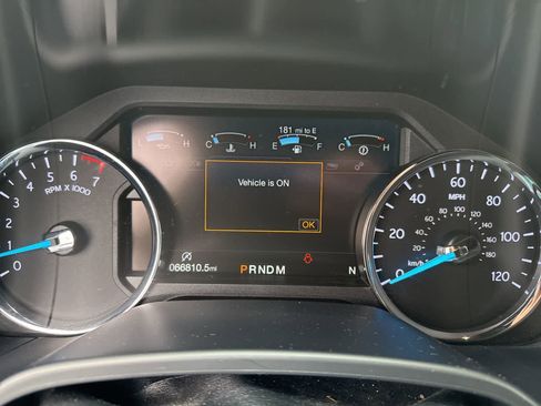 Used 2018 Ford Expedition Limited w/ Equipment Group 301A AWD/4WD image 26