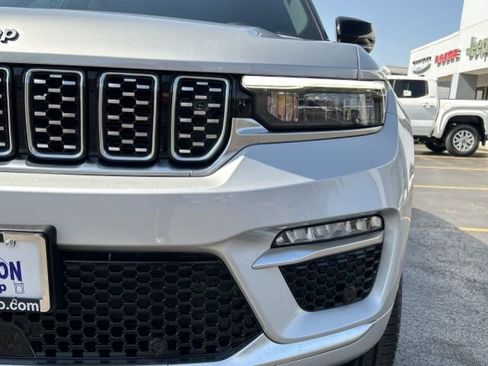 Used 2023 Jeep Grand Cherokee Summit w/ Adv Protech Group IV AWD/4WD image 3