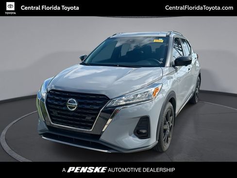 Used 2021 Nissan Kicks SR FWD image 1