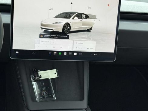 Used 2025 Tesla Model 3 Long Range AWD/4WD image 19