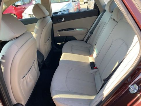 Used 2016 Kia Optima LX w/ Paint Protection Film Package image 18