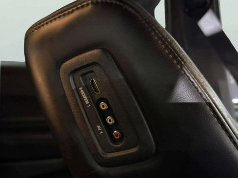 Used 2021 Dodge Durango GT image 38