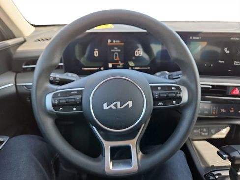 Used 2025 Kia K5 LXS image 13