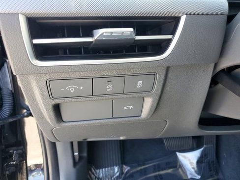 Certified 2025 Hyundai Sonata SE image 17