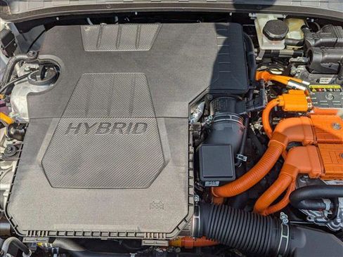 New 2025 Hyundai Elantra SEL image 16