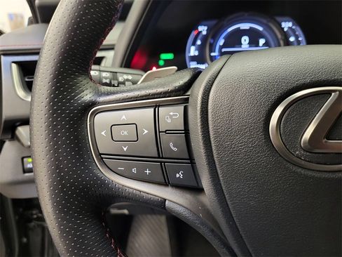 Used 2020 Lexus UX 250h F Sport image 22