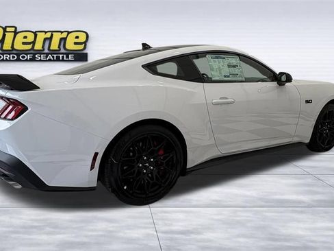 New 2026 Ford Mustang GT w/ GT Performance Package RWD image 5