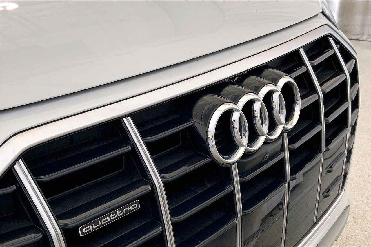 Used 2023 Audi Q5 2.0T Premium Plus w/ Premium Plus Package AWD/4WD image 30