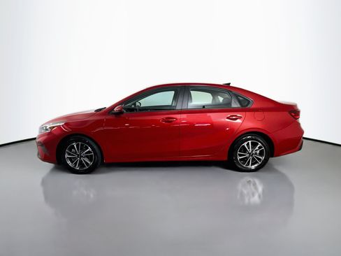 Used 2023 Kia Forte LXS FWD image 6
