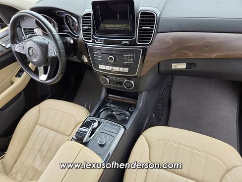 Used 2019 Mercedes-Benz GLS 450 4MATIC image 18