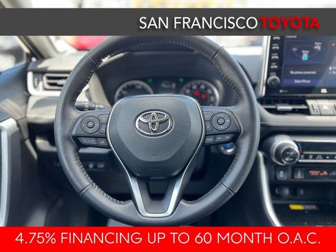 Certified 2022 Toyota RAV4 XLE Premium AWD/4WD image 33