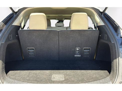 Used 2018 MAZDA CX-9 Touring w/ Touring Premium Package FWD image 10