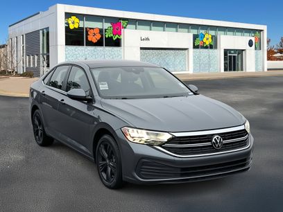 Used 2022 Volkswagen Jetta SE
