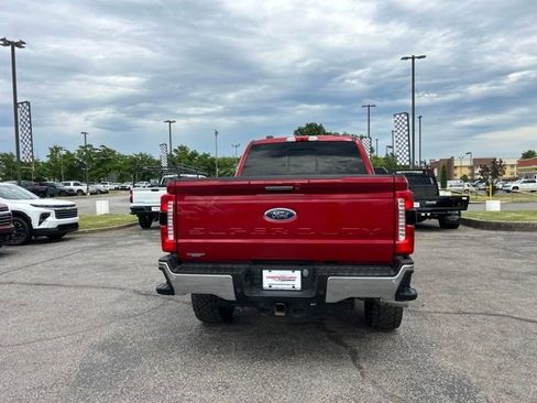 Used 2023 Ford F250 Lariat w/ Lariat Ultimate Package AWD/4WD image 4