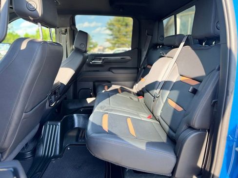 Certified 2023 GMC Sierra 1500 AT4 w/ Technology Package AWD/4WD image 24